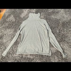Grey Abercrombie turtle neck